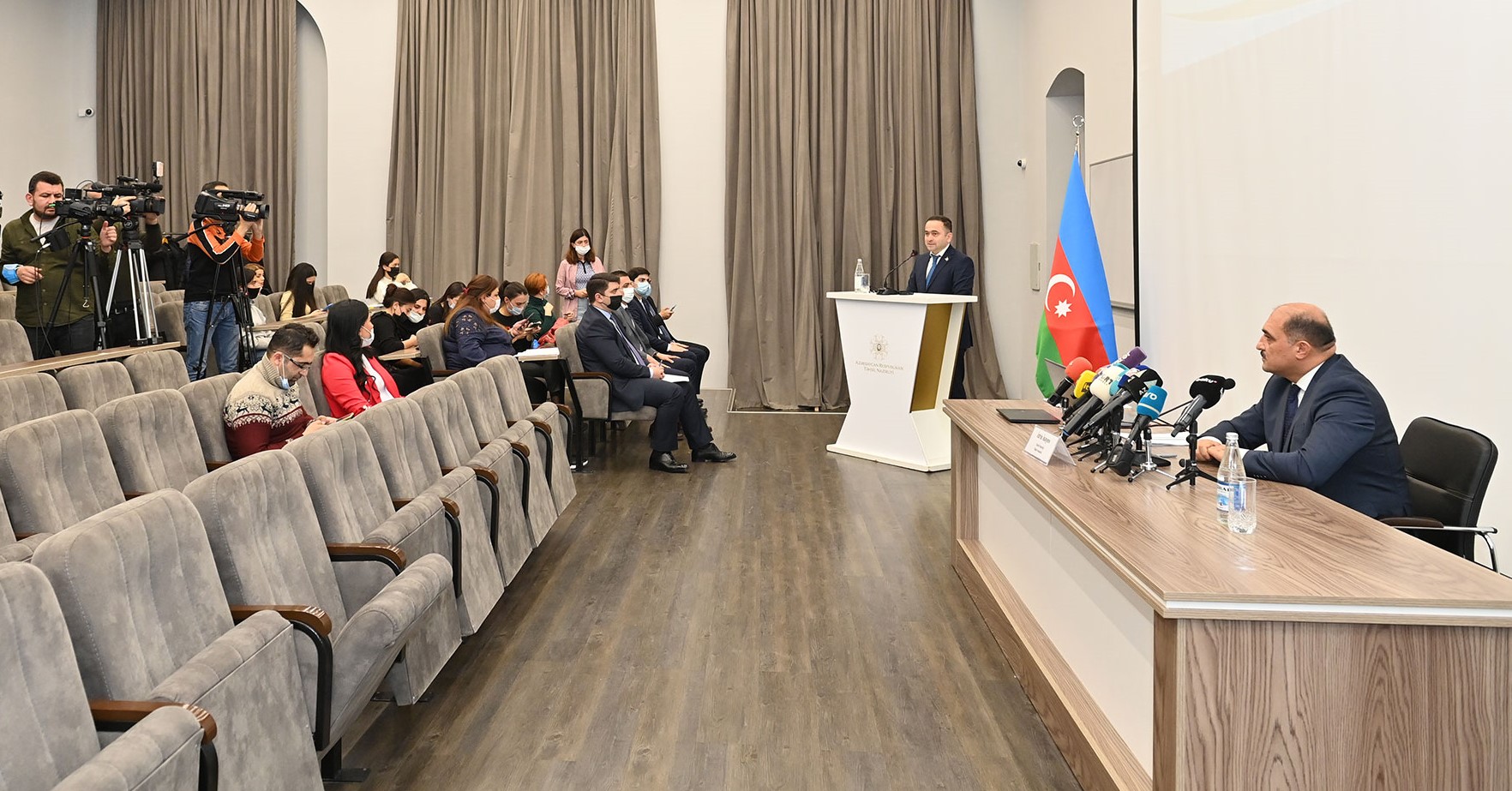 Təhsil Nazirliyinin brifinqi